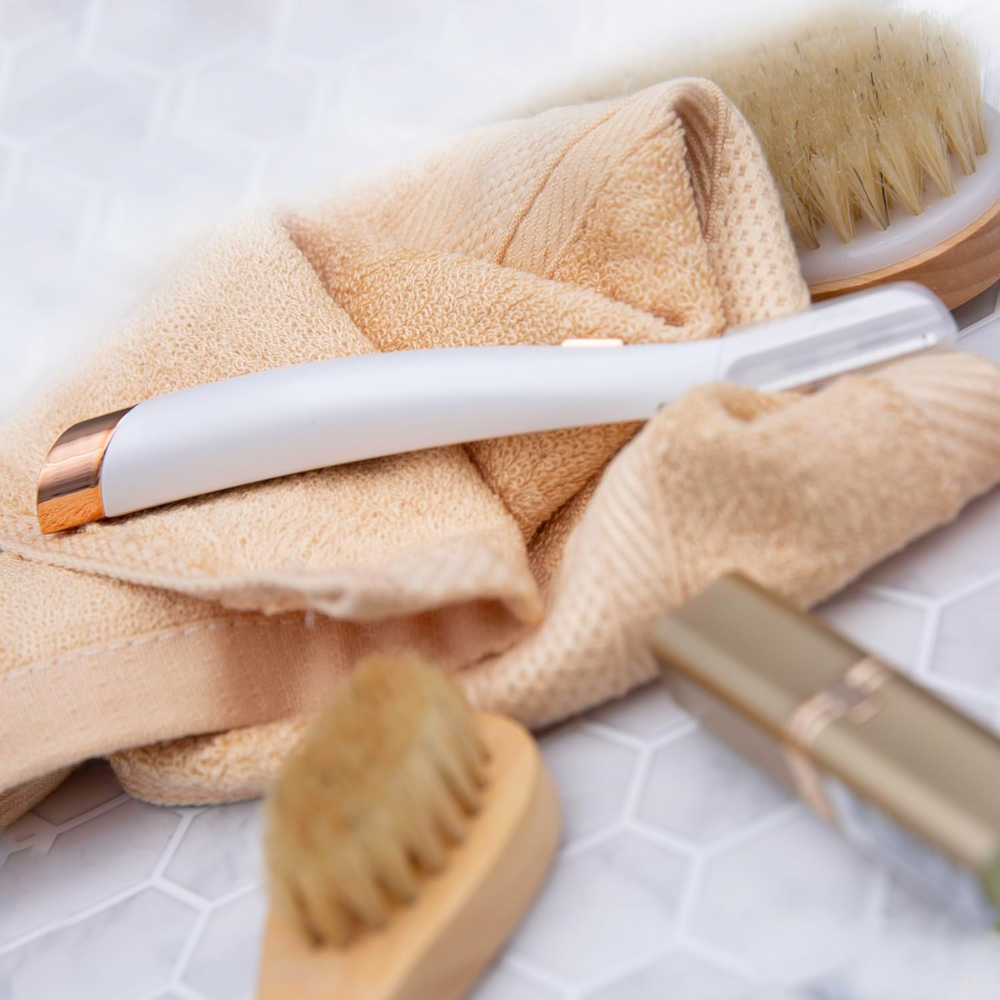 Sonic Glow Dermaplane Razor